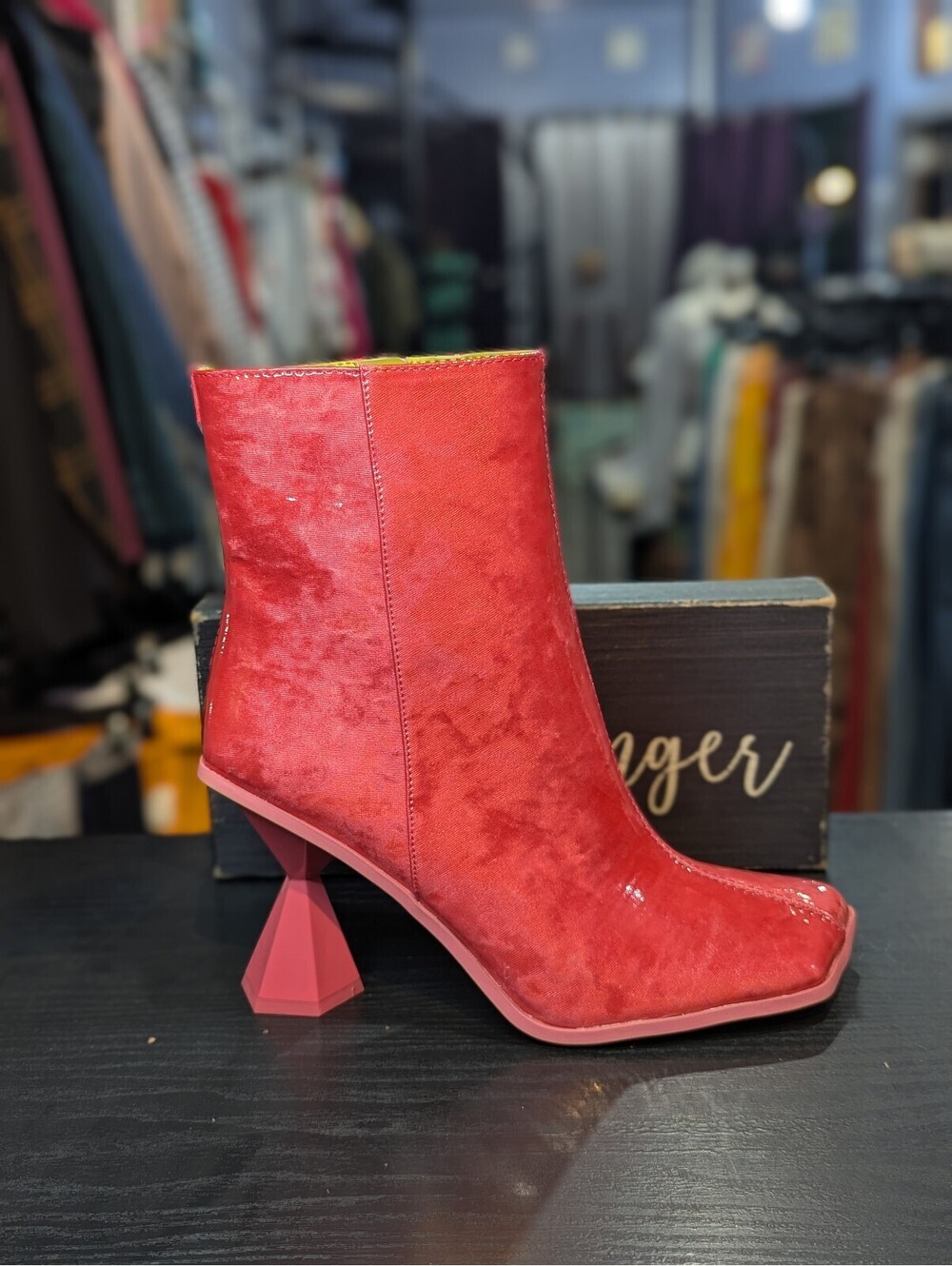 Circus NY by Sam Edelman Rosalie Architectural-Heel